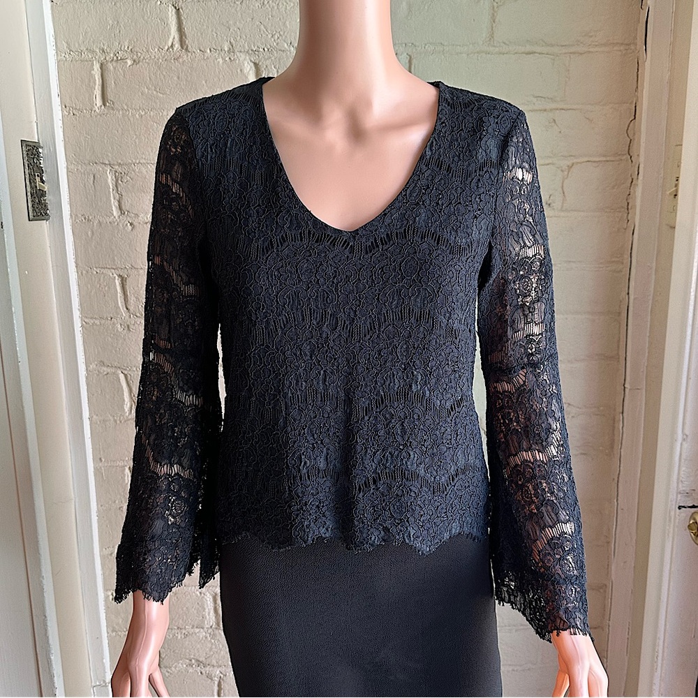 Ultra Flirt size small black statement sleeve lace blouse